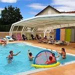 4 Etoiles - Piscine - Eed0fi *
