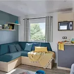 Kamp alanı 4 Etoiles - Piscine - Eed0fi Thégra