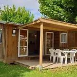 4 Etoiles - Piscine - Eed0fi