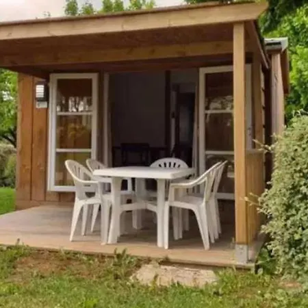 Кемпинг 4 Etoiles - Piscine - Eed0fi