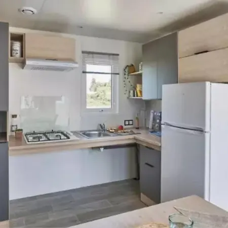 4 Etoiles - Piscine - Eed0fi