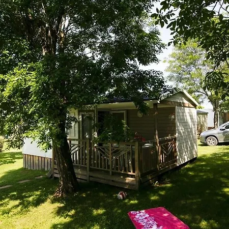 4 Etoiles - Piscine - Eed0fi 테그라