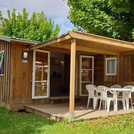 4 Etoiles - Piscine - Eed0fi