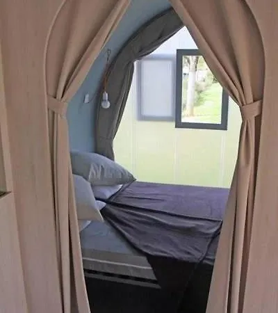 4 Etoiles - Piscine - Eed0fi