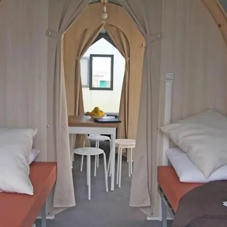 Кемпинг 4 Etoiles - Piscine - Eed0fi