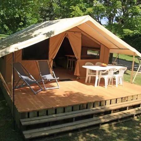 4 Etoiles - Piscine - Eed0fi Thegra