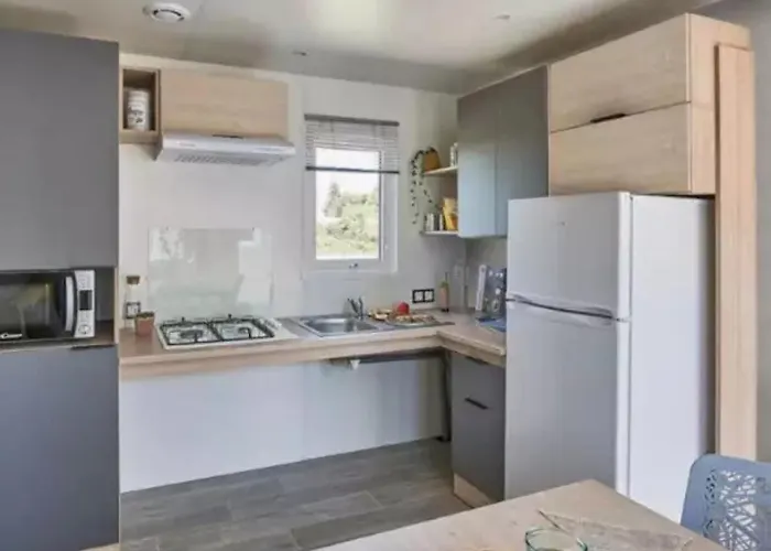 4 Etoiles - Piscine - Eed0fi