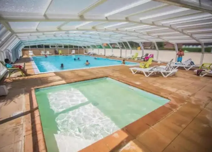 4 Etoiles - Piscine - Eed0fi Thégra