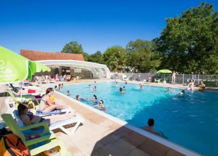 4 Etoiles - Piscine - Eed0fi