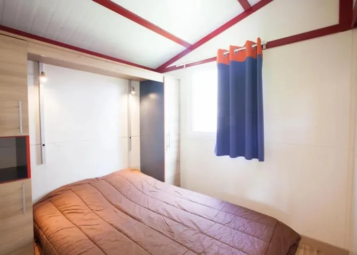 4 Etoiles - Piscine - Eed0fi * Thégra