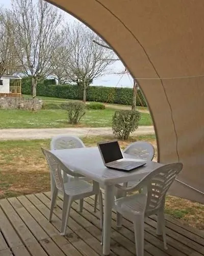 Kemp 4 Etoiles - Piscine - Eed0fi Thégra