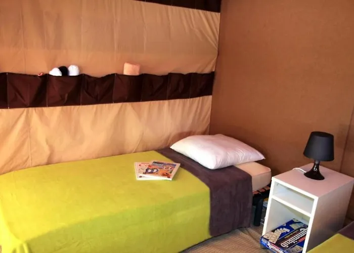 4 Etoiles - Piscine - Eed0fi * Thégra